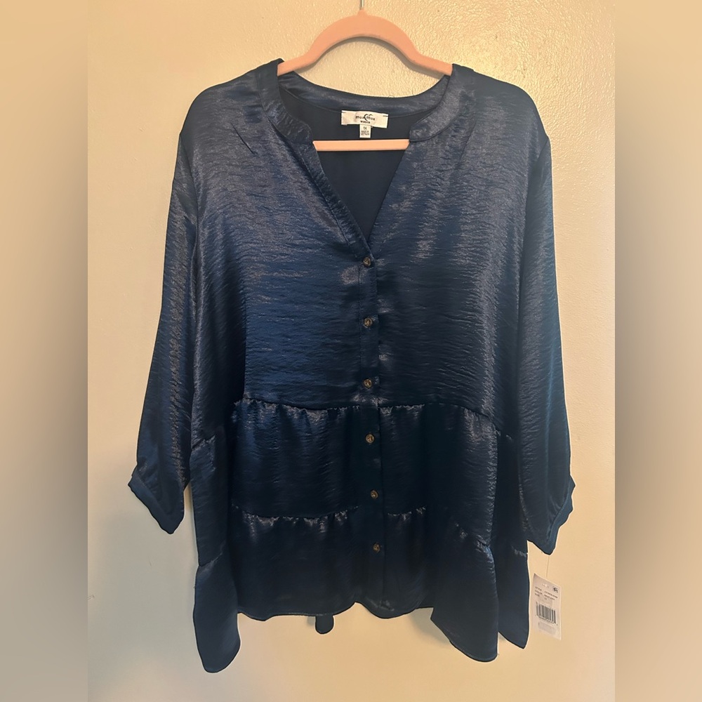 Moa Moa Blue Satin Long Sleeve Top Size 1X